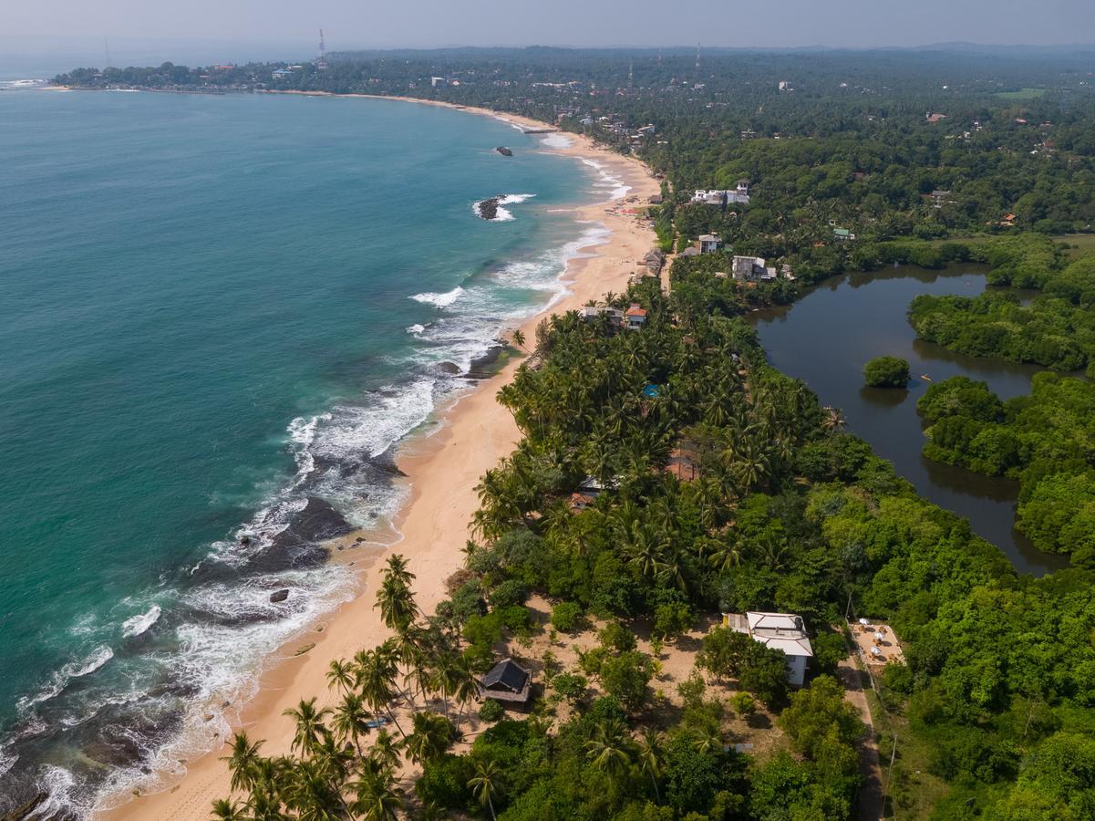 Autumn Moon Beach Cabanas Tangalle Exterior photo