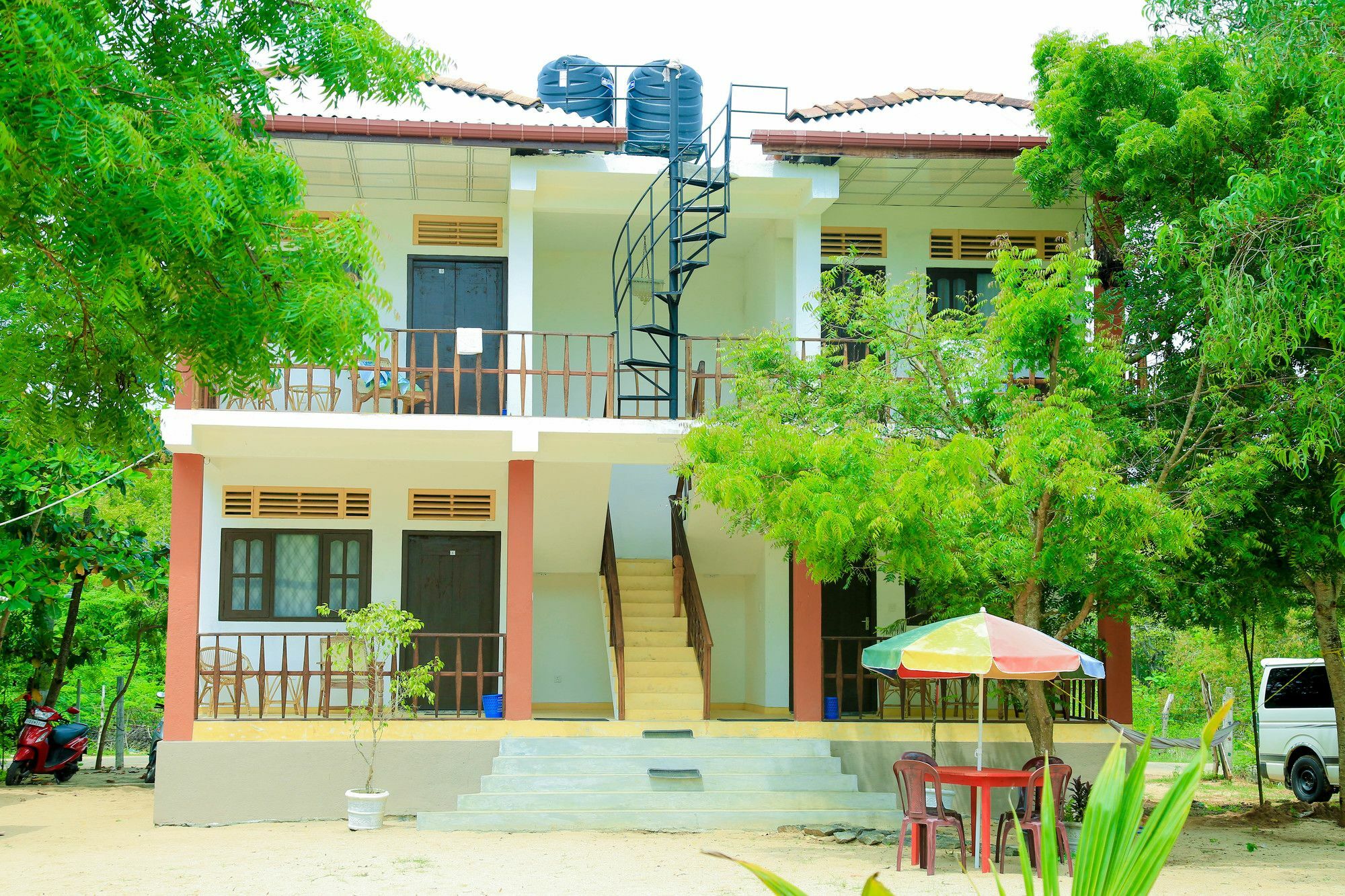 Autumn Moon Beach Cabanas Tangalle Exterior photo